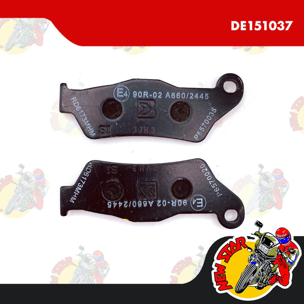 DE151037 | Front Brake Pad Set | Genuine Bajaj parts | Rouser 180 Rouser NS 125
