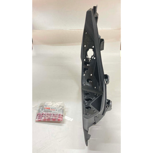 2DP-F7481-00 | Footrest Board | Genuine Yamaha parts | NMax v1